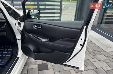 Хетчбек Nissan Leaf 2019 в 
