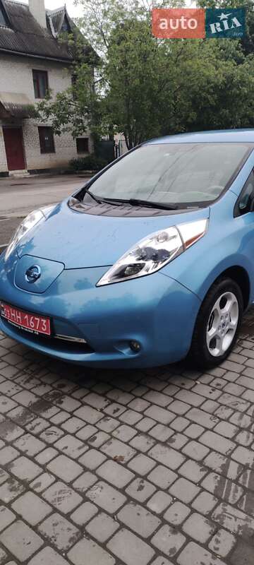Хэтчбек Nissan Leaf 2013 в Ивано-Франковске фото 2 Хэтчбек Nissan Leaf 2013 в Ивано-Франковске