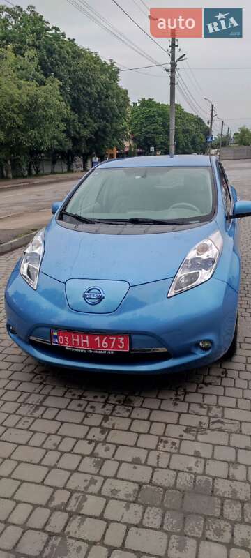 Хэтчбек Nissan Leaf 2013 в Ивано-Франковске фото 17 Хэтчбек Nissan Leaf 2013 в Ивано-Франковске