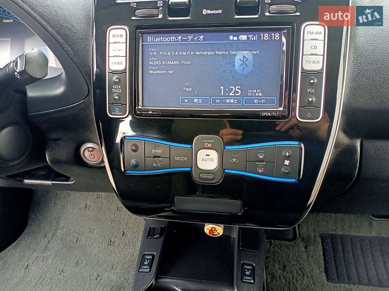 Хэтчбек Nissan Leaf 2016 в Одессе