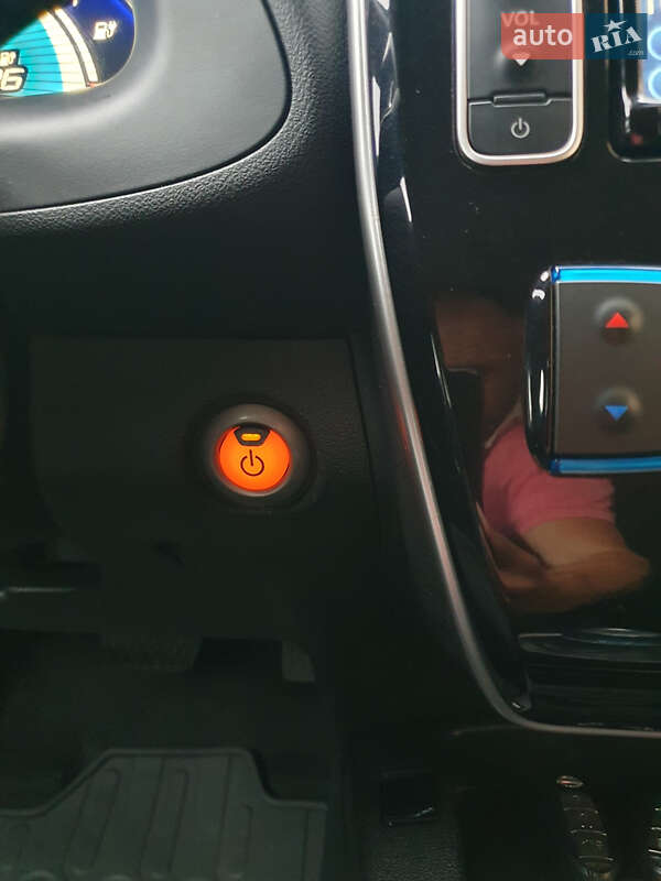 Хетчбек Nissan Leaf 2014 в Горі