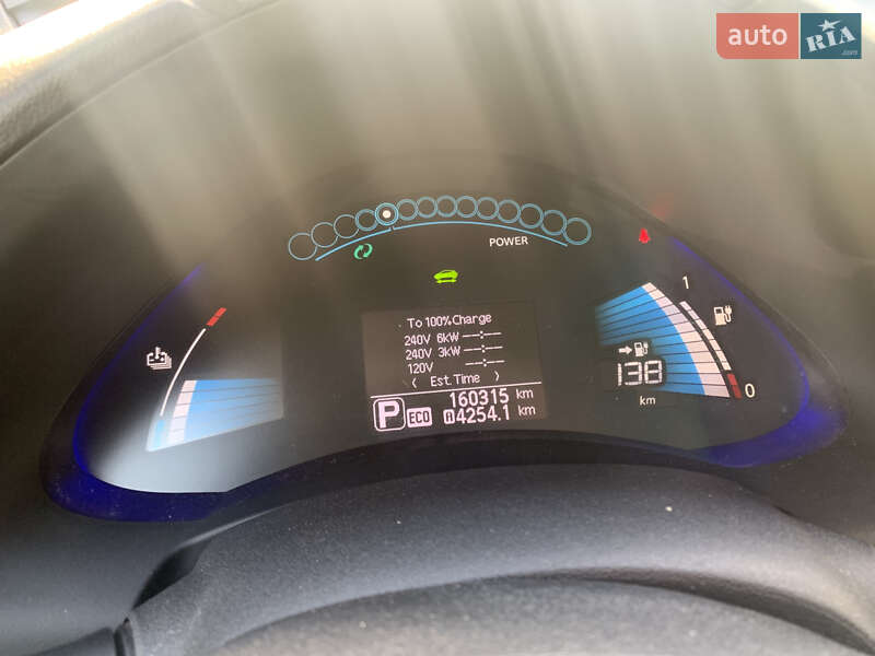 Хэтчбек Nissan Leaf 2014 в Киеве фото 3 Хэтчбек Nissan Leaf 2014 в Киеве