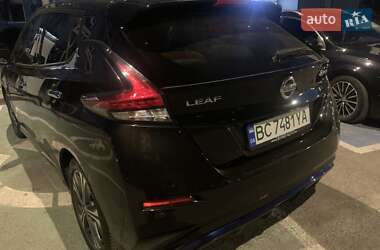 Хэтчбек Nissan Leaf 2018 в 