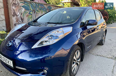 Хэтчбек Nissan Leaf 2016 в Кривом Роге