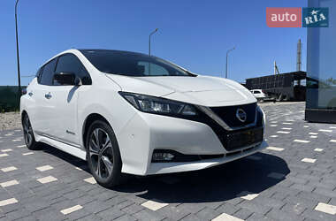 Хэтчбек Nissan Leaf 2018 в Тернополе