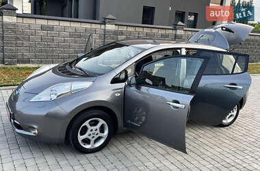 Хэтчбек Nissan Leaf 2014 в 