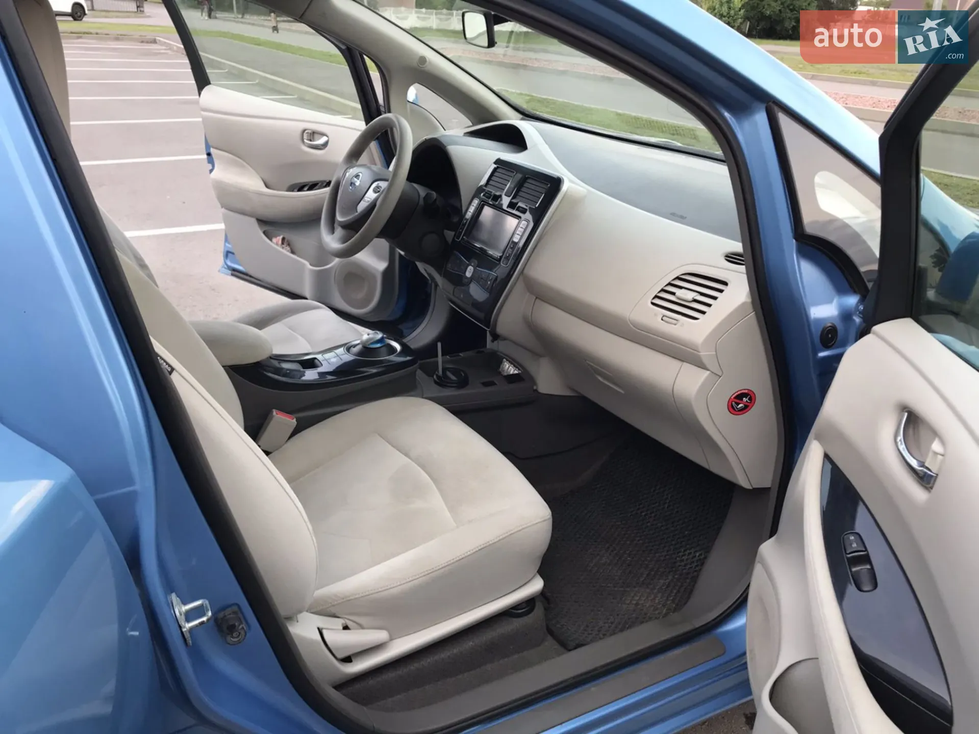 2011 Nissan Leaf - мініатюра 13