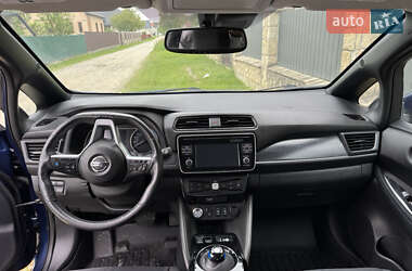 Хэтчбек Nissan Leaf 2018 в 