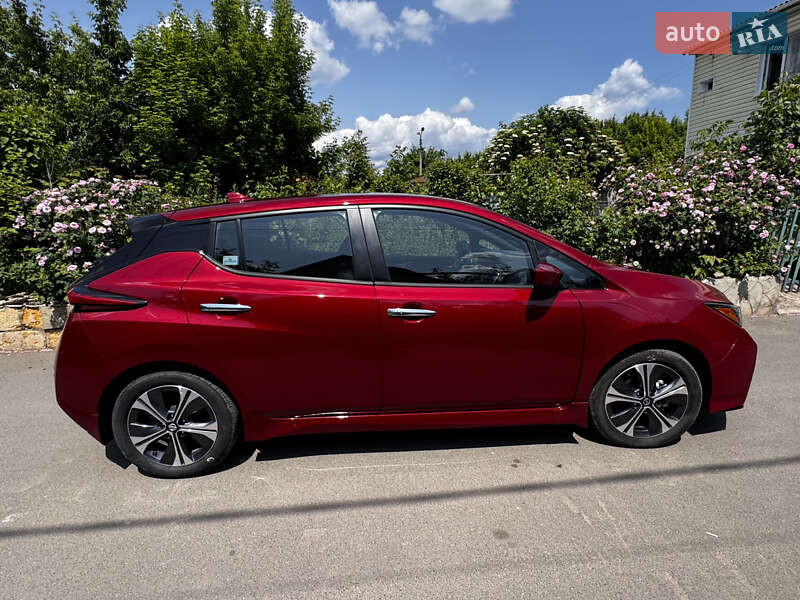 Хетчбек Nissan Leaf 2021 в Одесі
