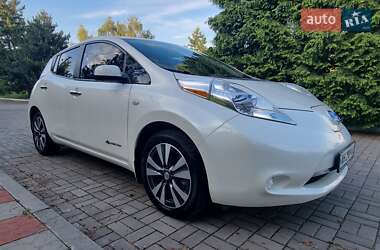 Хетчбек Nissan Leaf 2015 в Кам'янському