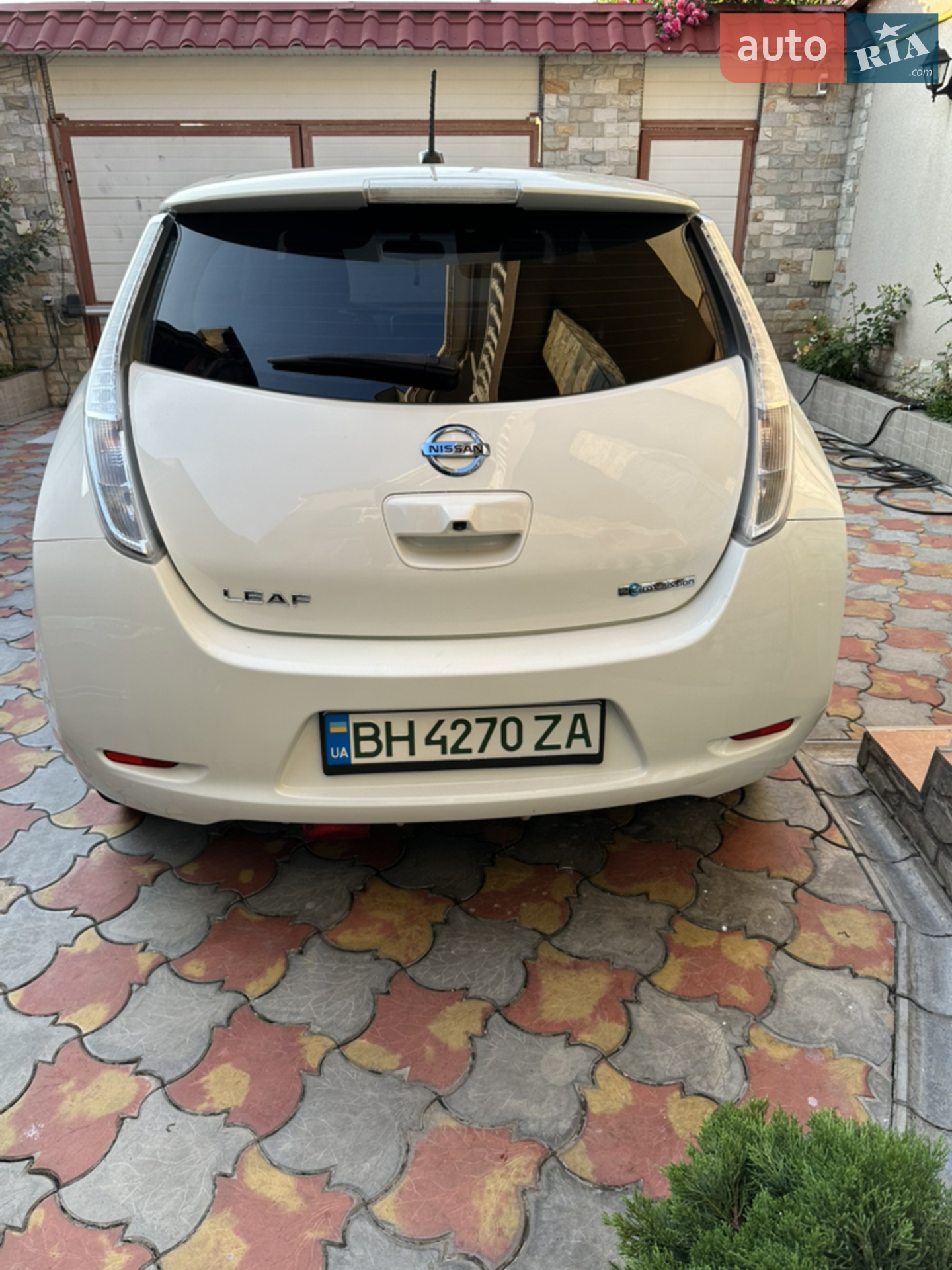 2015 Nissan Leaf - мініатюра 2