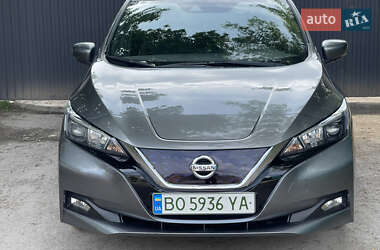 Хэтчбек Nissan Leaf 2019 в Тернополе