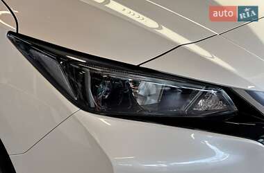 Хэтчбек Nissan Leaf 2020 в 