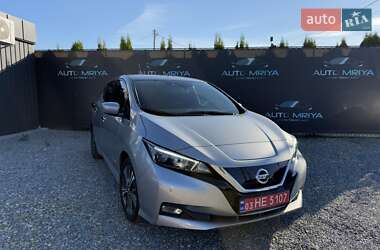Хэтчбек Nissan Leaf 2020 в Самборе