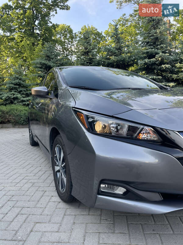 Хетчбек Nissan Leaf 2022 в Харкові