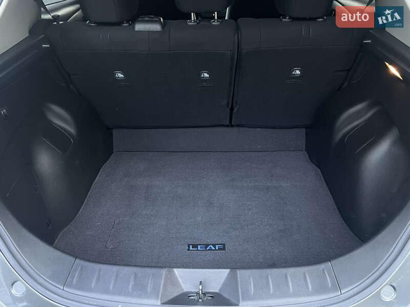 Хетчбек Nissan Leaf 2022 в Харкові