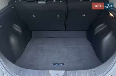 Хетчбек Nissan Leaf 2022 в 