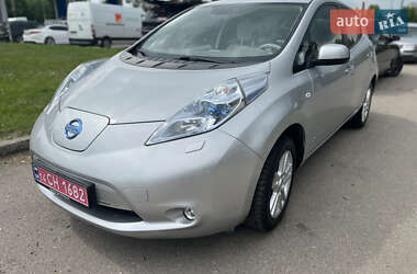 Хэтчбек Nissan Leaf 2011 в Львове
