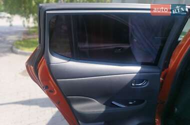 Хэтчбек Nissan Leaf 2022 в 