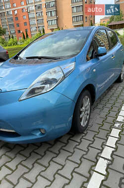 Хэтчбек Nissan Leaf 2012 в Хмельницком