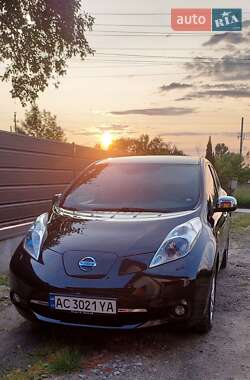 Хэтчбек Nissan Leaf 2013 в Луцке