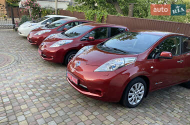 Хэтчбек Nissan Leaf 2014 в Черновцах