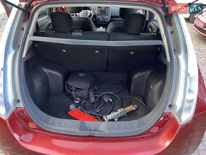 Хетчбек Nissan Leaf 2014 в Чернівцях фото 11 Хетчбек Nissan Leaf 2014 в Чернівцях