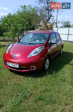 Хетчбек Nissan Leaf 2013 в Кременчуці