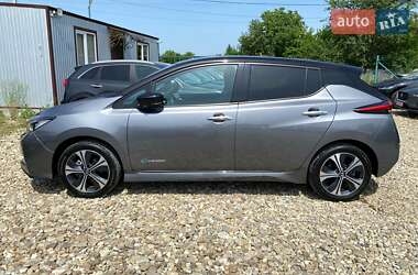 Хэтчбек Nissan Leaf 2020 в 