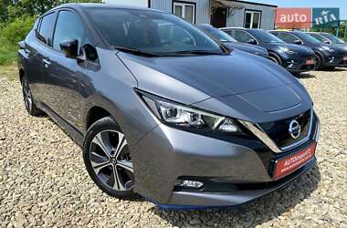 Хэтчбек Nissan Leaf 2020 в 