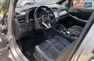 Хэтчбек Nissan Leaf 2020 в 