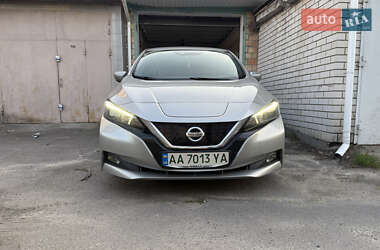 Хетчбек Nissan Leaf 2018 в Києві