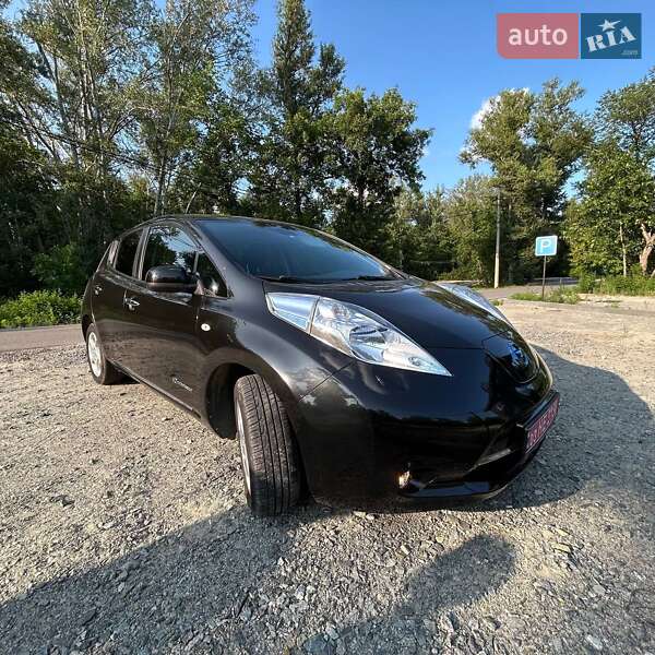 Хэтчбек Nissan Leaf 2014 в Днепре