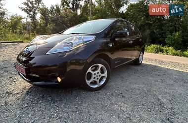 Хетчбек Nissan Leaf 2014 в Дніпрі