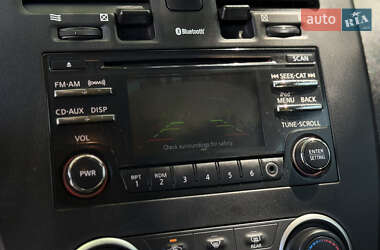 Хэтчбек Nissan Leaf 2013 в 