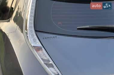 Хетчбек Nissan Leaf 2013 в 