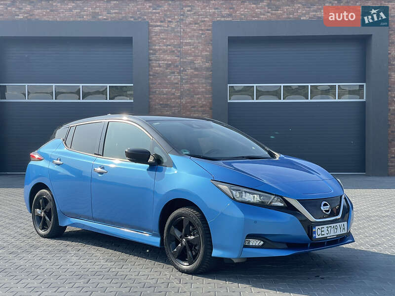 Хетчбек Nissan Leaf 2021 в Чернівцях