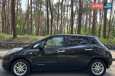 Хэтчбек Nissan Leaf 2014 в 