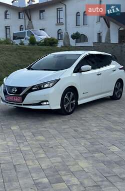 Хетчбек Nissan Leaf 2019 в 