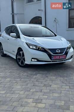 Хетчбек Nissan Leaf 2019 в 