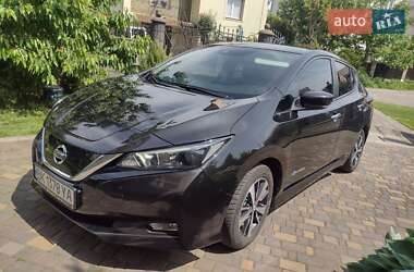 Хетчбек Nissan Leaf 2018 в Дубні