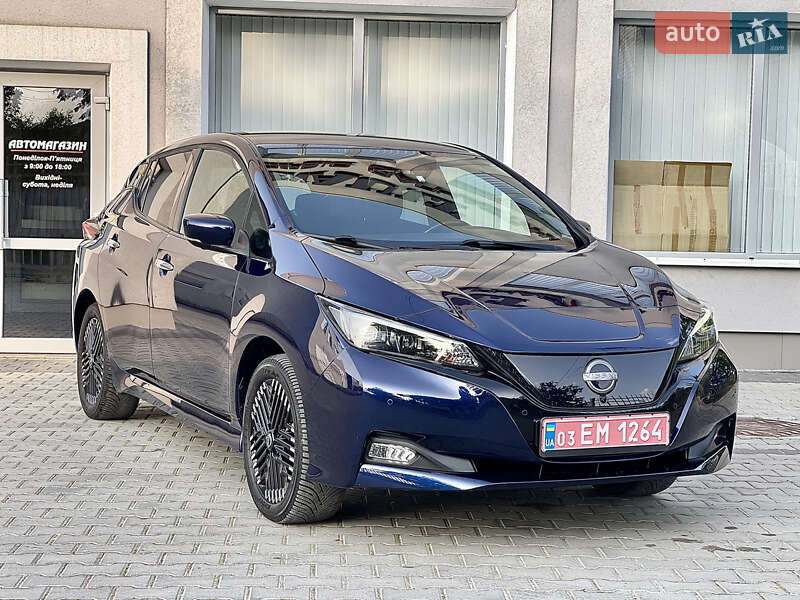 Хетчбек Nissan Leaf 2022 в Дрогобичі