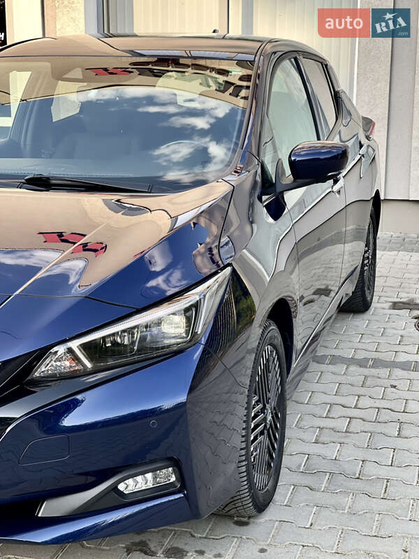 Хетчбек Nissan Leaf 2022 в Дрогобичі