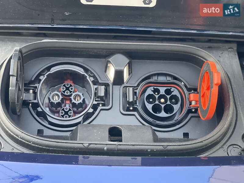 Хетчбек Nissan Leaf 2022 в Дрогобичі
