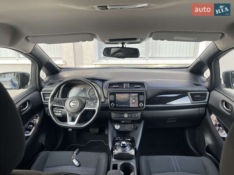 Хетчбек Nissan Leaf 2022 в Дрогобичі