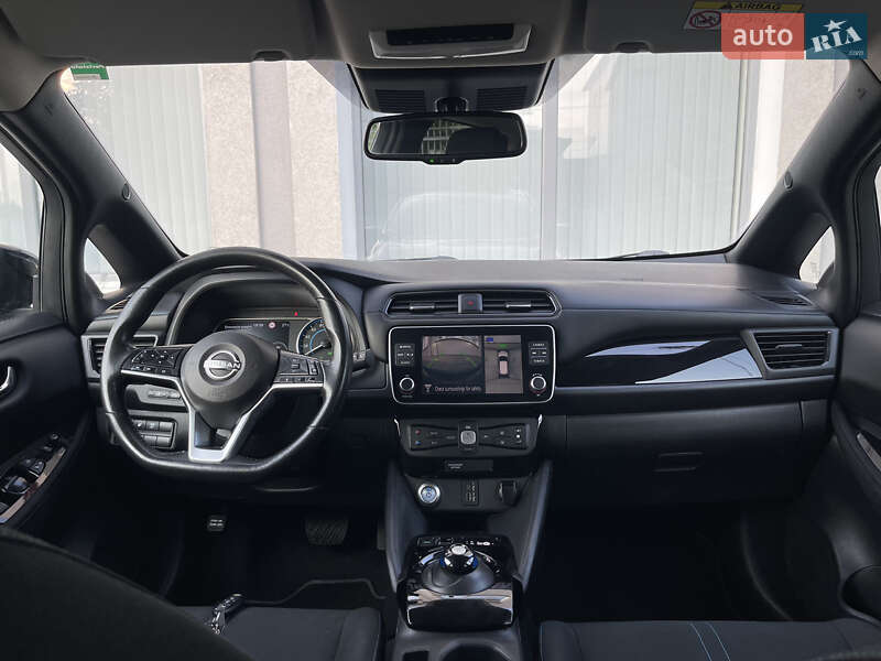 Хетчбек Nissan Leaf 2022 в Дрогобичі