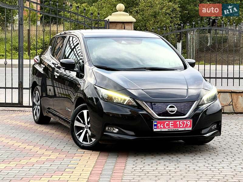Хэтчбек Nissan Leaf 2020 в Днепре