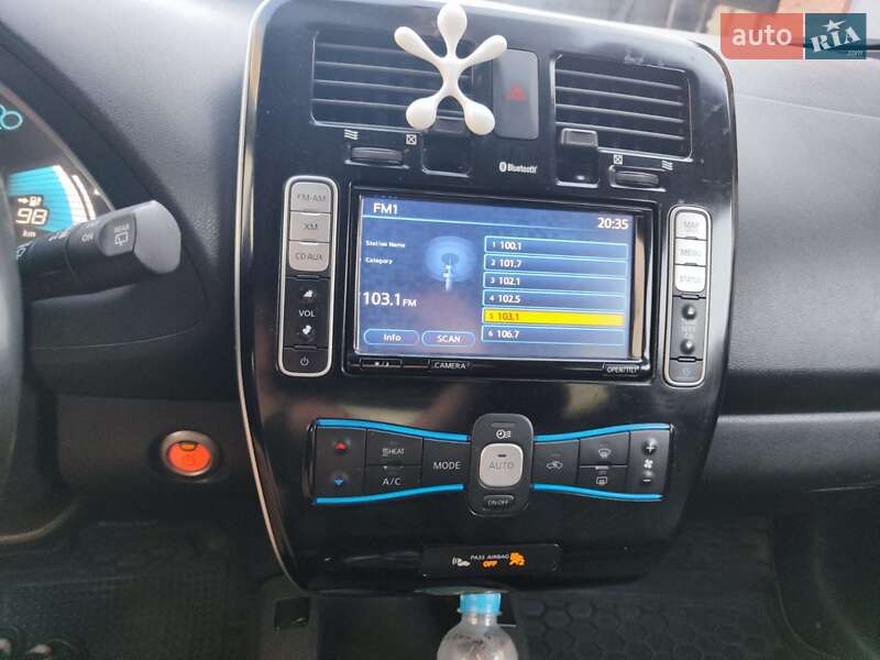 Хэтчбек Nissan Leaf 2014 в Хмельницком