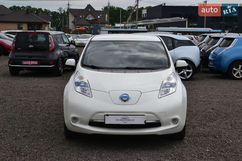 Хэтчбек Nissan Leaf 2016 в Луцке
