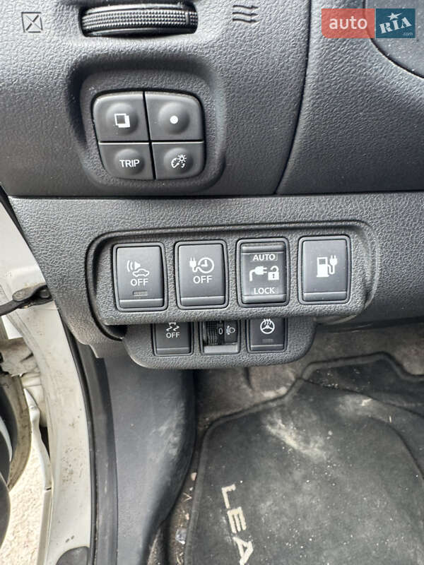 Хэтчбек Nissan Leaf 2014 в Житомире фото 9 Хэтчбек Nissan Leaf 2014 в Житомире